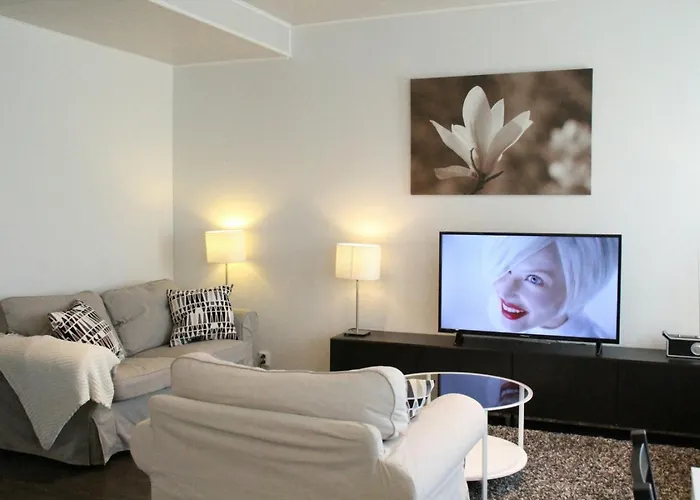 Διαμέρισμα Spacious For 8 With Sauna *